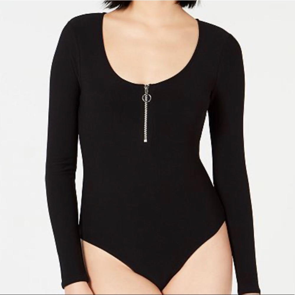 Bar III Long sleeve bodysuit plus a surprise gift 🎁